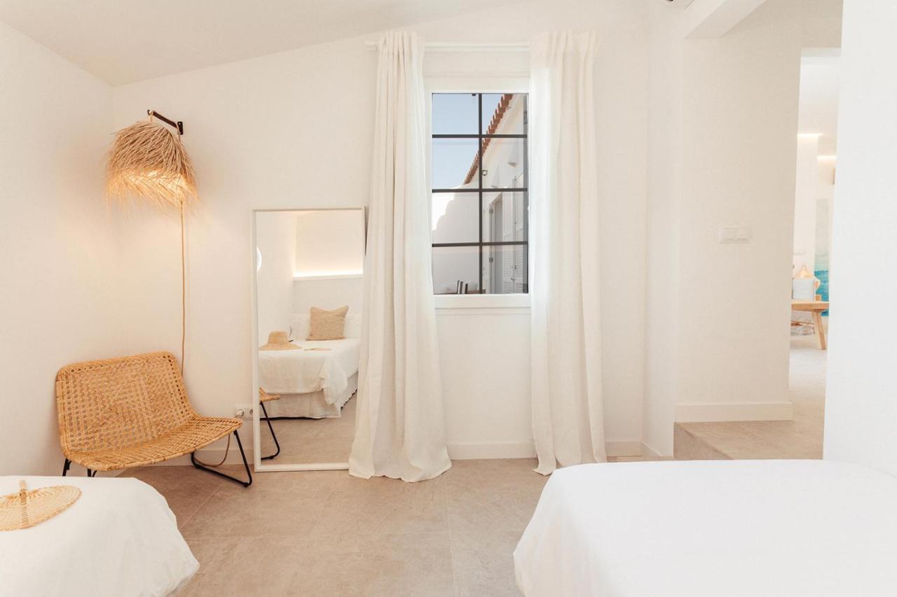 Apartamento Las Golondrinas Arenal - Adults Only Arenal d'en Castell Dış mekan fotoğraf